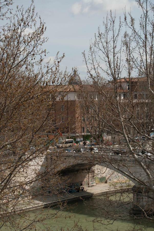 Over The Tiber Loft Rome Bagian luar foto